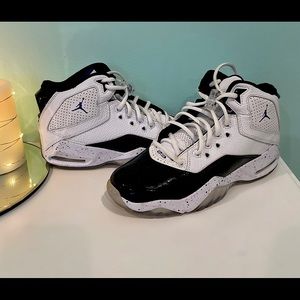 Jordan B'Loyal 'White Court Purple'